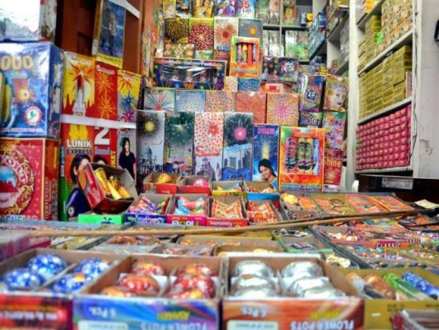 जिला प्रशासन ने ग्रीन आतिशबाजी बेचने वालों से अस्थाई लाइसेंस के लिए मांगे आवेदन