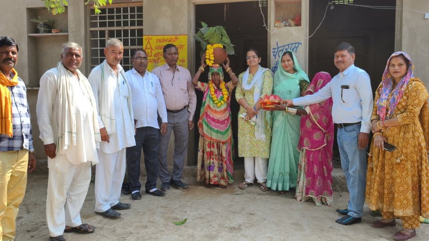गोविंदगढ़ में 30 परिवारों को मिले नए मकानः धनतेरस पर प्रधानमंत्री आवास योजना के तहत हुआ गृह प्रवेश