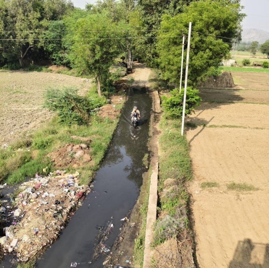 श्मशान तक जाने वाले रास्ते पर अतिक्रमण से लोग परेशान