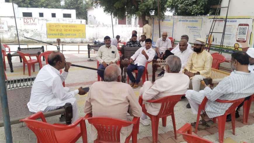 कांग्रेस नेता रविंद्र भड़ाना के पिता की शौकसभा में उदयपुरवाटी से सैकड़ो लोग हुए शामिल