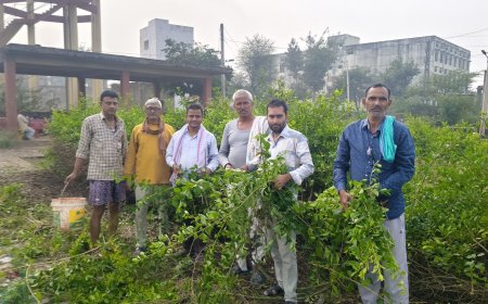 श्मशान घाट में सुविधा नहीं, शवों के अंतिम संस्कार में परेशानी