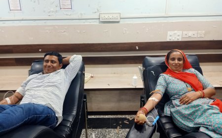 भाई-बहन ने रक्तदान कर मनाई खुशी, पेश की मानवता की मिसाल