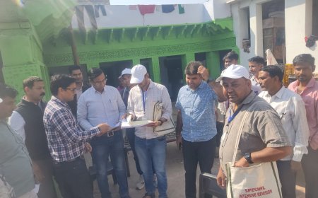 विशेष गहन पुनरीक्षण कार्यक्रम-2026 के तहत अधिकारियों ने मतदान केन्द्रों का किया अवलोकन, गणना प्रपत्र वितरण में करें लक्ष्य प्राप्ति