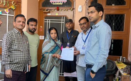 एसडीएम ने विशेष गहन पुनरीक्षण कार्यक्रम के तहत परिगणना प्रपत्र वितरण एवं मैपिंग कार्य किया निरीक्षण