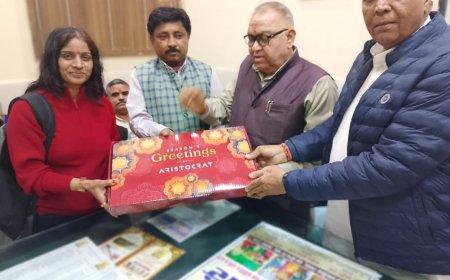 श्री राज ऋषि  अभय।समाज के कलाकारों एवं स्वयंसेवकों का किया गया सम्मान