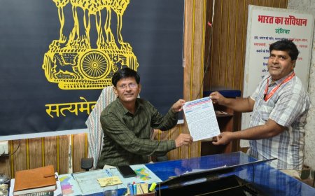 खोहरा चौहान उप स्वास्थ्य केंद्र की चारदीवारी निर्माण कार्य में घटिया निर्माण सामग्री उपयोग में लेने की शिकायत