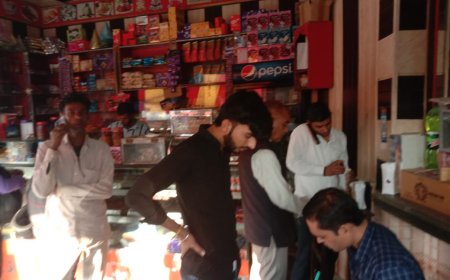 मुख्यमंत्री पोर्टल 181 से प्राप्त शिकायत पर किराना स्टोर से देशी घी का लिया सैंपल