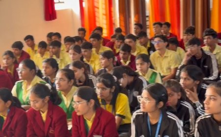 द बोहराज ग्लोबल स्कूल में बोर्ड विद्यार्थियों हेतु प्रेरणात्मक एवं शैक्षणिक काउंसलिंग सत्र आयोजित