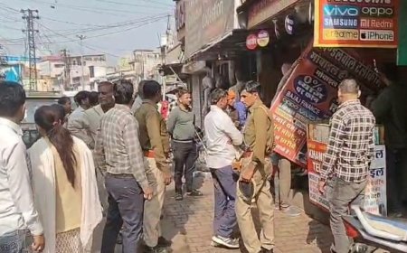 नगर निगम से अशोक टॉकीज तक चला अतिक्रमण हटाओ अभियान, व्यापारियों में हड़कंप