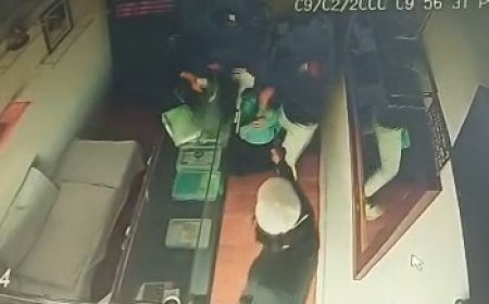 अलवर :नकाबपोश तीन बदमाशों ने ज्वैलर्स से 350 ग्राम सोना और 2 किलो चांदी लूटे