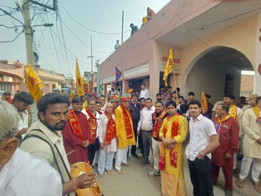 रामगढ़ में बाबा श्याम का जन्मदिन बड़ी धूमधाम से मनाया . कस्बा गुंजा जय श्री श्याम के नारों