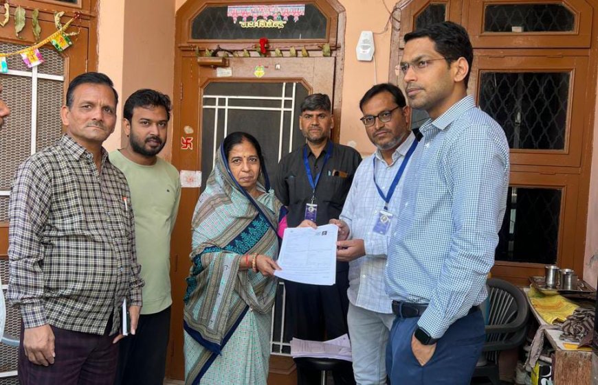 एसडीएम ने विशेष गहन पुनरीक्षण कार्यक्रम के तहत परिगणना प्रपत्र वितरण एवं मैपिंग कार्य किया निरीक्षण