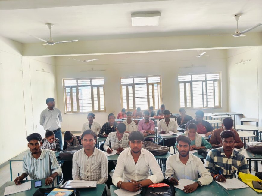 राजकीय महाविद्यालय वैर में बिरसा मुंडा जयंती पर निबंध प्रतियोगिता का आयोजन