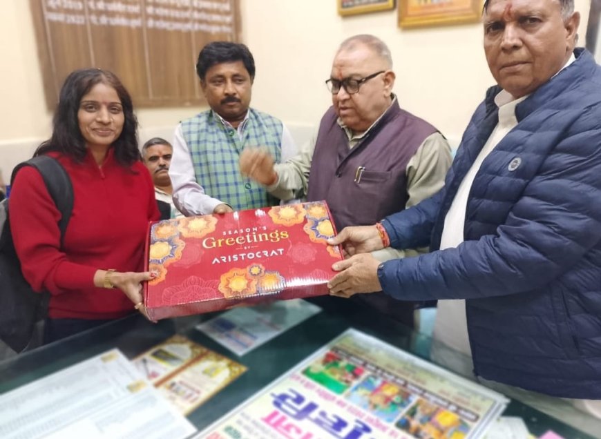 श्री राज ऋषि  अभय।समाज के कलाकारों एवं स्वयंसेवकों का किया गया सम्मान