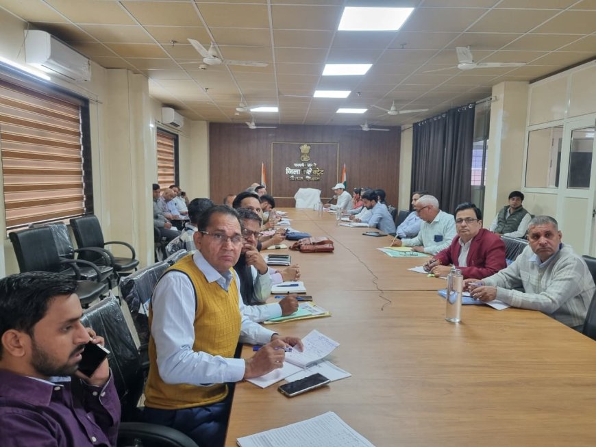 अतिरिक्त जिला कलेक्टर ने ली साप्ताहिक समीक्षा बैठक, फ्लैगशिप योजनाओं में प्रगति बढ़ाने के निर्देश