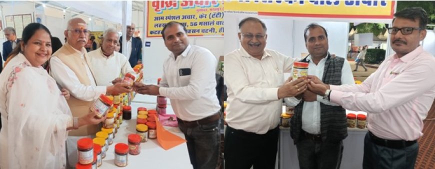 भुसावर का वृद्धि अचार स्वादिष्टता व गुणवत्ता में अव्वल, नरेश अग्रवाल को “गोधन अवॉर्ड” से सम्मानित