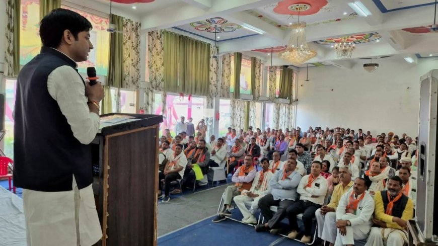 महुआ विधानसभा क्षेत्र में विशेष गहन पुनरीक्षण एसएआर अभियान की कार्यशाला संपन्न