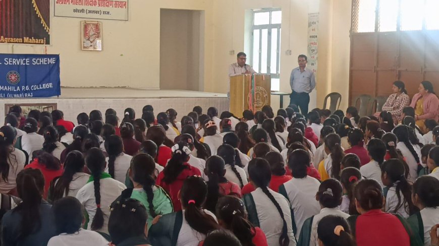 कठूमर की आईटी टीम एवं मास्टर ट्रेनर द्वारा को युवाओं को विशेष गहन पुनरीक्षण कार्यक्रम का महत्व समझाया