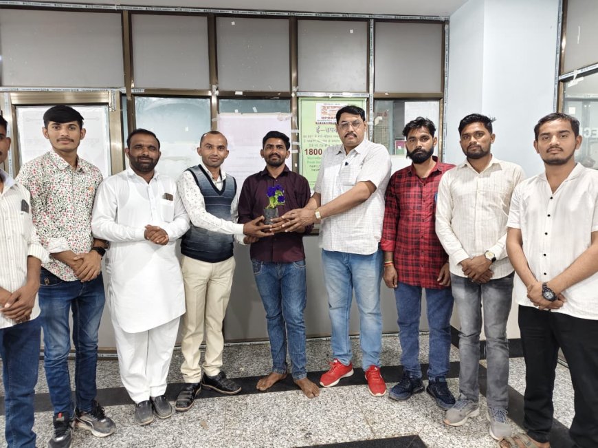 ह्यूमैनिटी सदस्य ने पुत्र रत्न की खुशी में 5 यूनिट रक्तदान, युवा साथियों ने दिखाया मानवता का जज़्बा