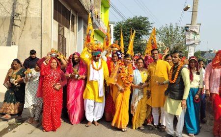 बानसूर में श्रीमद्भागवत कथा के शुभारंभ पर निकाली गई कलशयात्रा