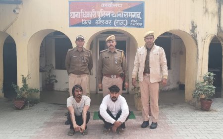 साइबर ठगी के उद्देश्य से मंगाई पार्सल द्वारा 400 सिम के साथ दो अपराधियों को रामगढ़ थाना पुलिस ने किया गिरफ्तार