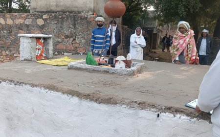 जिला कलेक्टर के आदेशों पर पटवारी ने मौके पहुंचकर रास्ते पर खातेदार काश्तकारों ने जताई सहमति