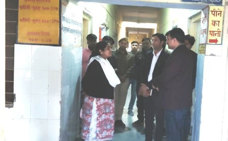 सम्भागीय आयुक्त ने उपखण्ड कार्यालय व सीएचसी का किया औचक निरीक्षण