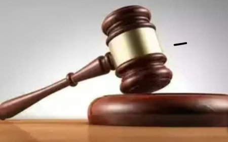 हाईकोर्ट ने कहा- ध्वस्तीकरण मामले में प्रक्रिया जारी रखें पर बिना इजाजत किसी भी स्थिति में घर न गिराएं