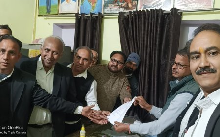 अभिभाषक मंडल के 12 दिसम्बर को होने वाले वार्षिक चुनाव में एडवोकेट मनोज बोहरा ने दल बल के साथ अध्यक्ष पद के लिए किया आवेदन