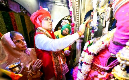 मुख्यमंत्री  भजनलाल शर्मा ने डीग के पूंछरी का लौठा स्थित श्रीनाथ जी मंदिर में की पूजा-अर्चना