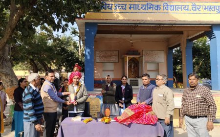 भारतीय सेवा में लेफ्टिनेंट के पद पर चयनित होने पर पूर्व छात्र का पीएम श्री विद्यालय वैर ने किया सम्मान