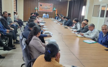 सुशासन कार्यशाला का हुआ आयोजन, जिला कलक्टर की अध्यक्षता में आयोजित हुई सड़क सुरक्षा समिति की बैठक