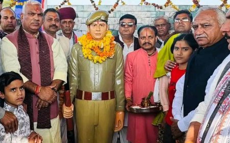 शहीद गोविंद सिंह गुर्जर की प्रतिमा का अनावरण, गृह राज्यमंत्री जवाहर सिंह बेढम रहे मुख्य अतिथि