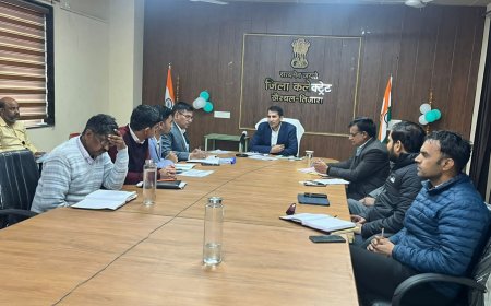 अतिरिक्त जिला कलेक्टर ने ली साप्ताहिक समीक्षा बैठक;  जिला जल एवं स्वच्छता समिति की बैठक का हुआ आयोजन