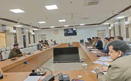 सडक दुर्घटनाओं को रोकने के लिए सभी विभाग समन्वय से करें कार्य -एडीएम