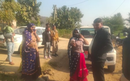 तहसीलदार ने रास्ते से हटवाया अतिक्रमण ,गाँव शेखपुर की बेल बाई ने  तहसीलदार से की शिकायत