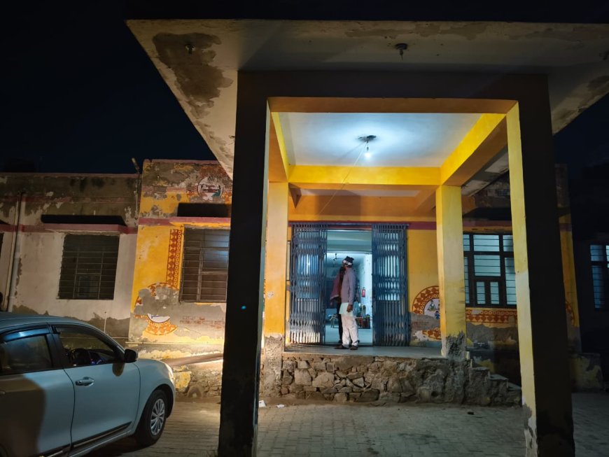 पांच वर्ष से संचालित है सीएचसी में इमरजेंसी में नहीं मिलता इलाज: मजबूरन नीम हकीमों से इलाज कराने को मजबूर हैं  लोग