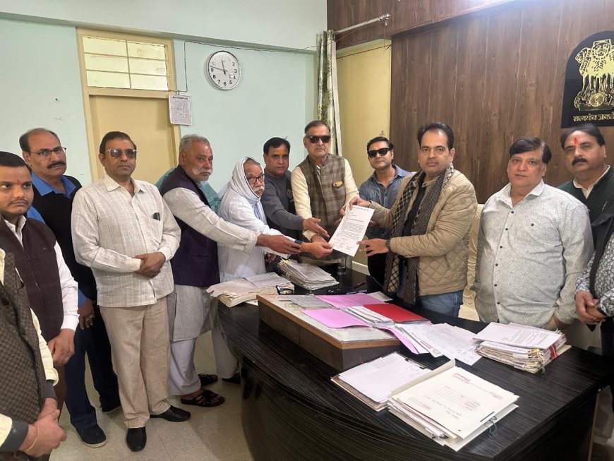 कामां को कामवन बनाने के लिए स्वर्णकार समाज  द्वारा दिया गया ज्ञापन