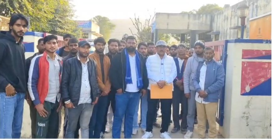 मुस्कान मर्डर केस के दोषी की परेड दोबारा से करवाने पर उप निरीक्षक को सौपा ज्ञापन