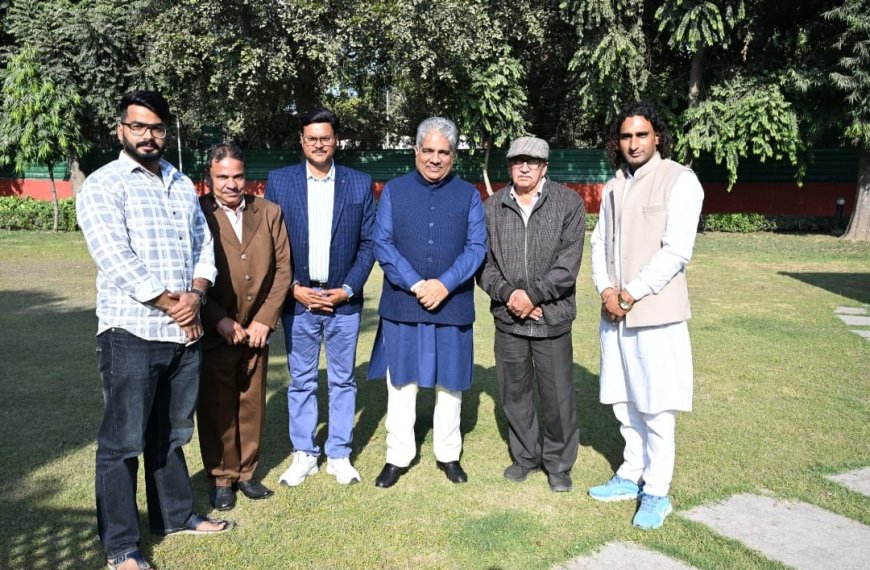 खैरथल-तिजारा , कोटपूतली व बहरोड़ के पत्रकारों की संसद यात्रा,  केंद्रीय मंत्री भूपेंद्र यादव से चाय पर हुई खास मुलाकात