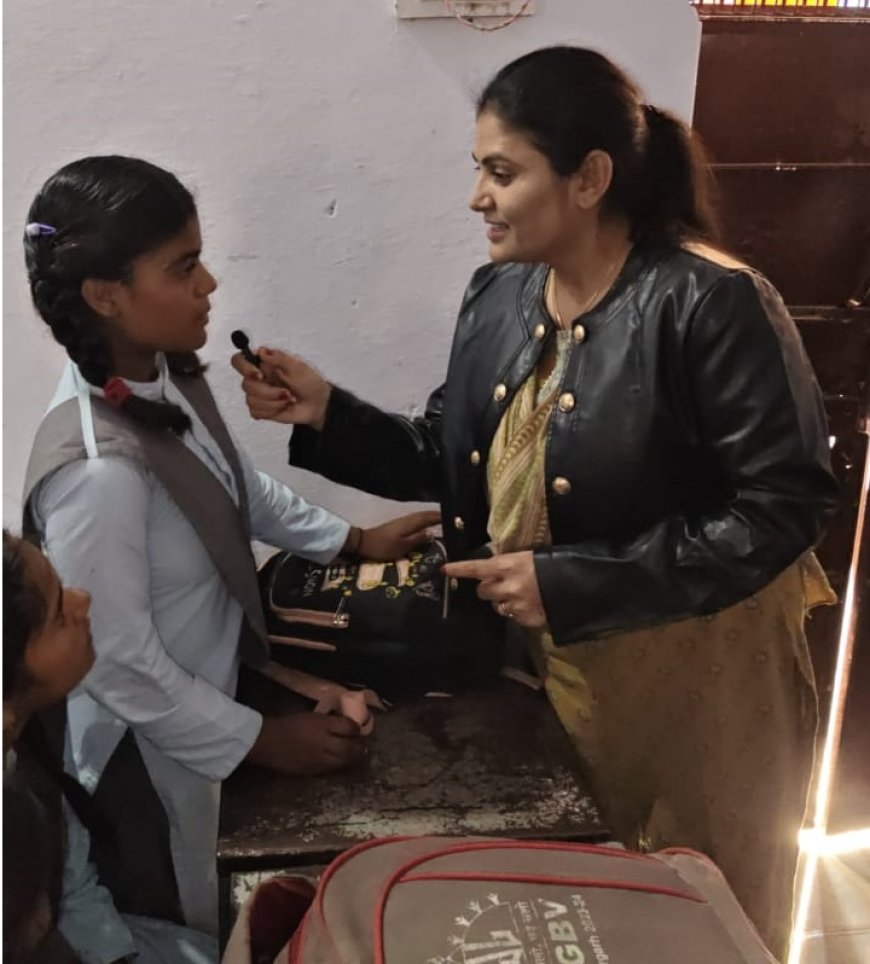 श्री शक्ति संस्थान द्वारा आयोजित प्रतियोगिता में विजेता बालिकाओं का सम्मान