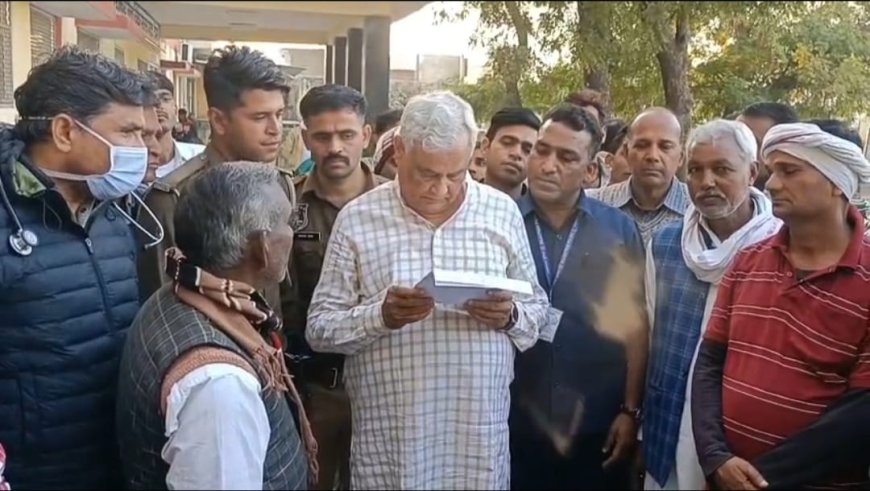 केबिनेट मंत्री डॉ किरोड़ीलाल मीणा ने जिला अस्पताल महुवा का किया औचक निरीक्षण,  डॉक्टर को दिए आवश्यक दिशा निर्देश