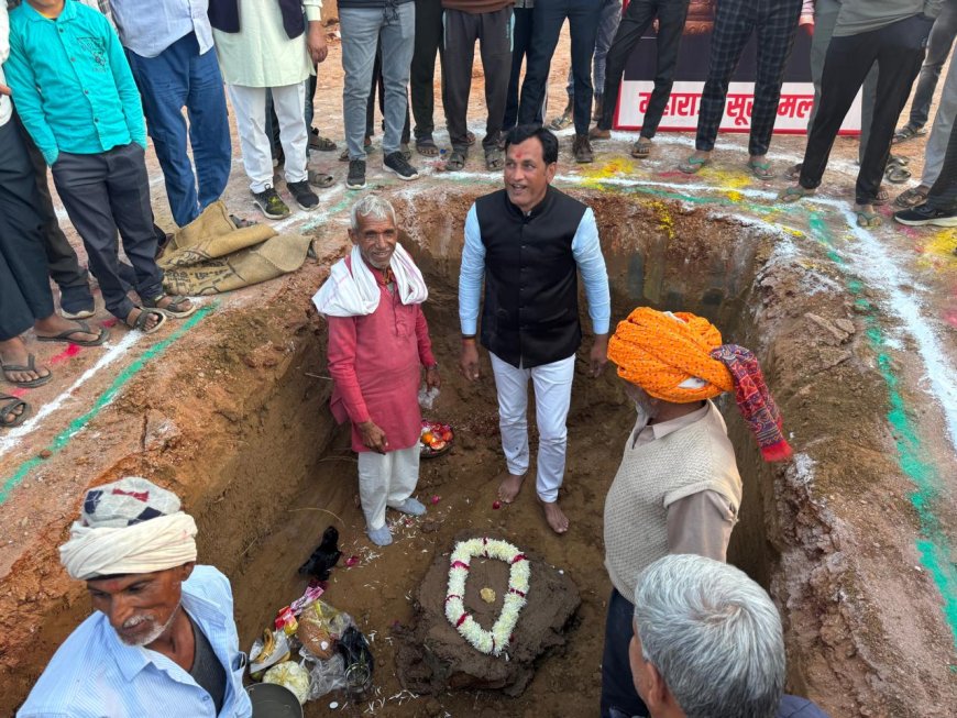 महाराजा सूरजमल की मूर्ति के लिए भूमि पूजन