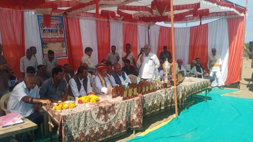 गुड़िया प्रीमियम लीग मे पहुंचे मंत्री जोराराम कुमावत