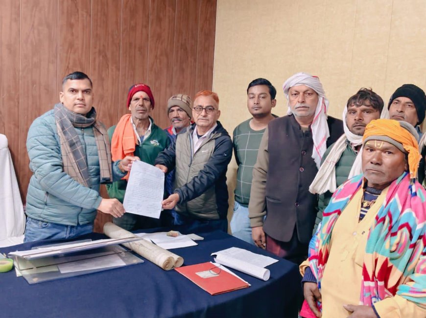 गोविंदगढ़ में 50 साल पुराना रास्ता रोकने की कोशिश: ग्रामीणों ने तहसीलदार को सौंपा ज्ञापन, हल्का पटवारी ने किया पाबंद