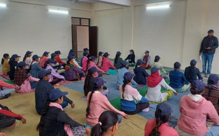 छात्राओं को साइबर सिक्योरिटी की दी जानकारी