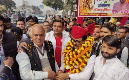 विप्र समाज उदयपुरवाटी ने किया भाजपा उपाध्यक्ष मुकेश दाधीच का सम्मान, दाधीच बोले- सनातन संस्कृति को बचाने वाले लोगों की मदद करने की जरूरत