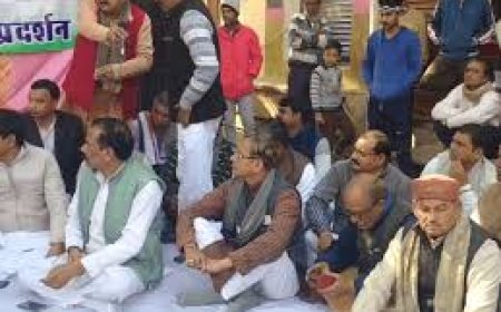 'भगवान के नाम का सहारा लेकर मनरेगा खत्म कर रहे' :कांग्रेस जिला अध्यक्ष बोले- अब योजना में रोजगार की गारंटी नहीं