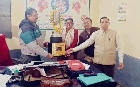राष्ट्रीय स्तर पर प्रदेश टीम को गोल्ड मेडल दिलाने वाली डॉ दीपिका का सीबीईओ ने किया सम्मान