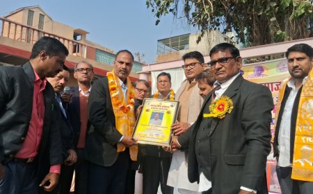 डीग कुम्हेर में प्रतिभाओं की कोई कमी नहीं है,  उन्हें वस सही मंच और  स्थान देने की है- डॉ शैलेश सिंह